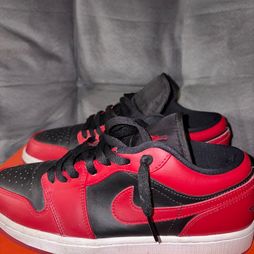 Jordan 1 low Chicago